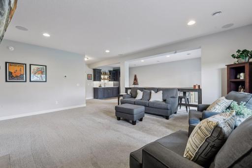 5175 Yellowstone Lane N, Plymouth, MN 55446