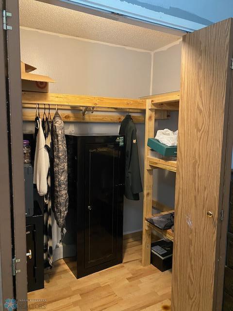 Bdrm 1 walk in closet