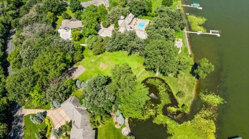 6851 Beach Road, Eden Prairie, MN 55344