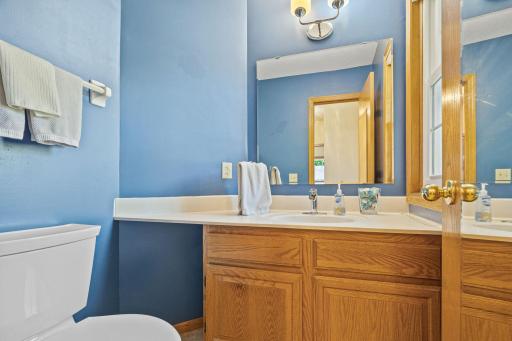 16729 Candlewood Parkway, Eden Prairie, MN 55347