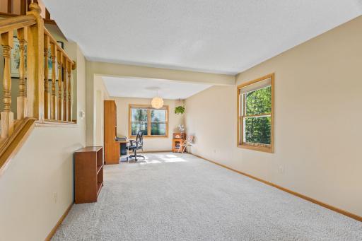 16729 Candlewood Parkway, Eden Prairie, MN 55347