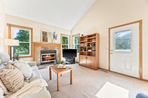 16729 Candlewood Parkway, Eden Prairie, MN 55347
