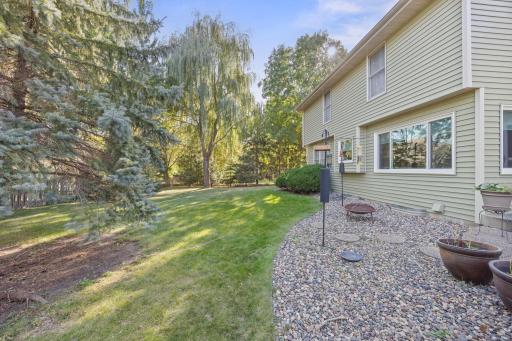 16729 Candlewood Parkway, Eden Prairie, MN 55347
