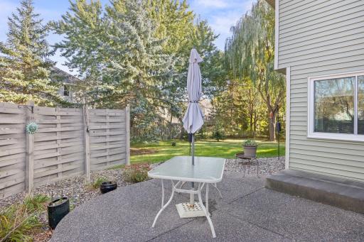 16729 Candlewood Parkway, Eden Prairie, MN 55347