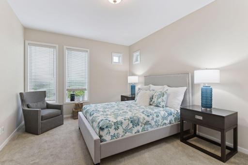 903 Kenwood Parkway, Minneapolis, MN 55403