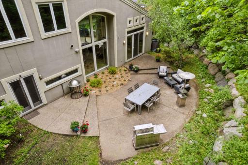 903 Kenwood Parkway, Minneapolis, MN 55403