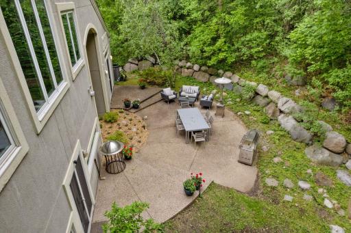 903 Kenwood Parkway, Minneapolis, MN 55403