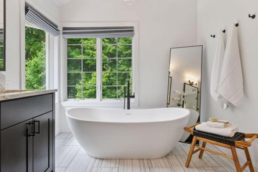 8622 French Curve, Eden Prairie, MN 55347