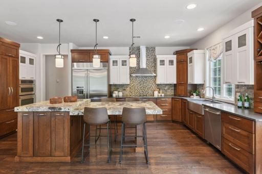 8622 French Curve, Eden Prairie, MN 55347