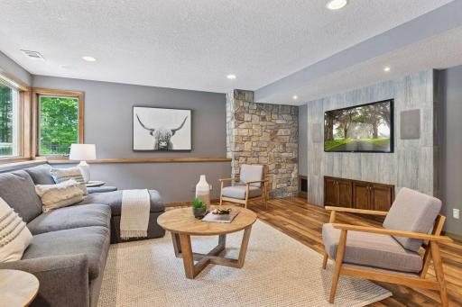 8622 French Curve, Eden Prairie, MN 55347