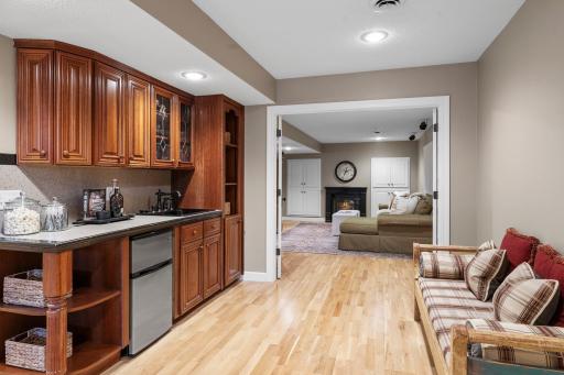 1400 Wildflower Lane, Chaska, MN 55318