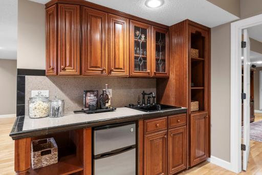 1400 Wildflower Lane, Chaska, MN 55318