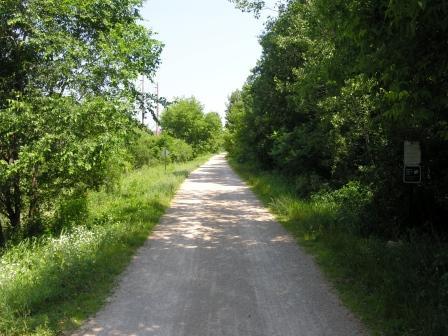 1 block from Hennepin County Trail