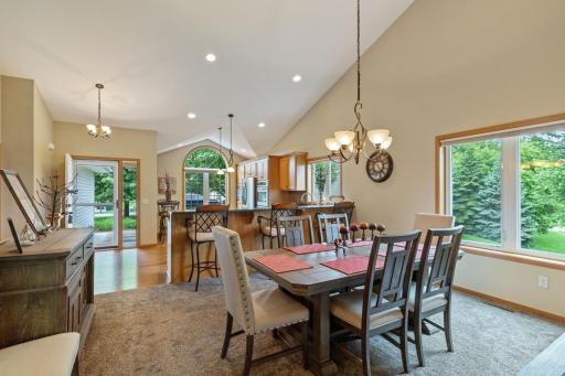 13834 Blanca Court, Rosemount, MN 55068