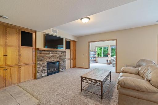 13834 Blanca Court, Rosemount, MN 55068