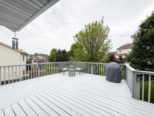 21. Sandra-Reid-Remax-Home-for-Sale-Stewartville-MN-Large-Deck.jpg