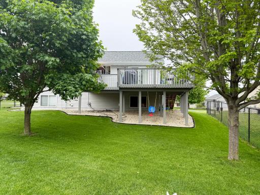 19. Sandra-Reid-Remax-Home-for-Sale-Stewartville-MN-Backyard