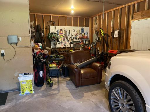 12x10 "extra" space in addition to 20x24 garage. Great "shop potential".