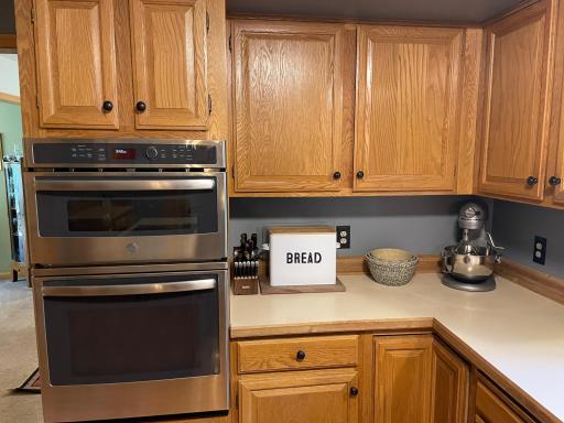 2470 Leyland Trail, Saint Paul, MN 55125