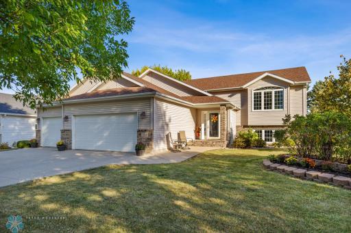 744 Lakeridge Drive, West Fargo, ND 58078