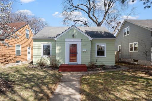 6037 Clinton Avenue, Minneapolis, MN 55419