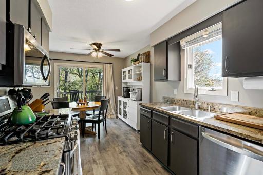 12024 Chesholm Lane, Eden Prairie, MN 55347