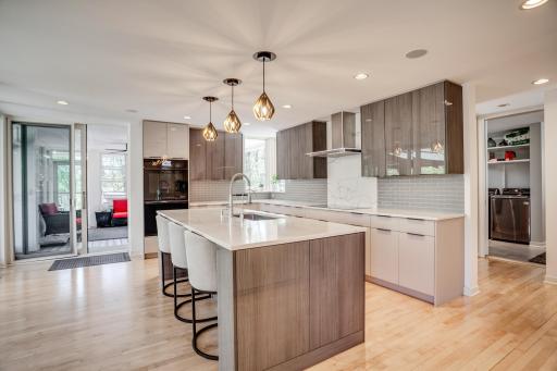 2226 Oakland Road, Hopkins, MN 55305
