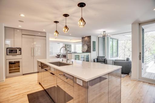 2226 Oakland Road, Hopkins, MN 55305