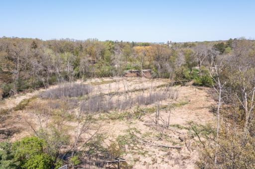 2226 Oakland Road, Hopkins, MN 55305