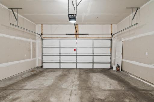 8000 55th Lane N, Minneapolis, MN 55428
