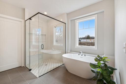 25465 Park Lane, Excelsior, MN 55331