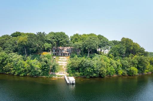 9002 Riley Lake Road, Eden Prairie, MN 55347