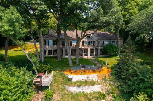 9002 Riley Lake Road, Eden Prairie, MN 55347