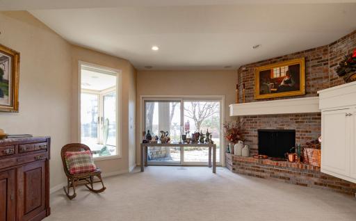 9002 Riley Lake Road, Eden Prairie, MN 55347