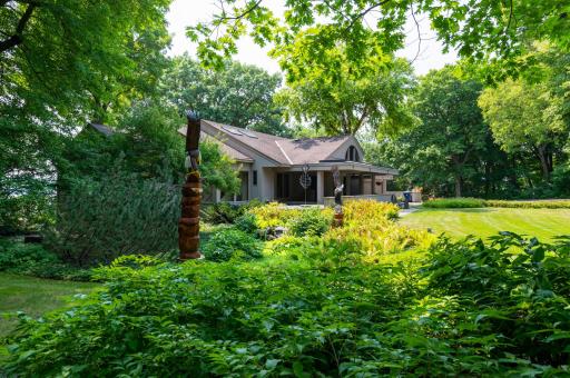 9002 Riley Lake Road, Eden Prairie, MN 55347