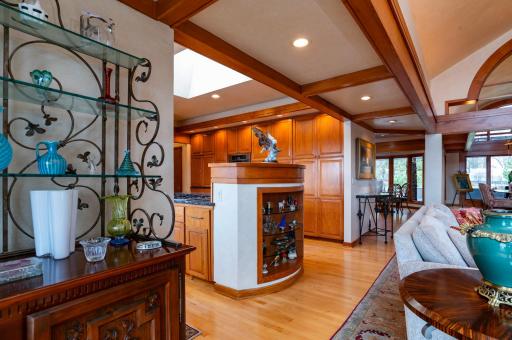 9002 Riley Lake Road, Eden Prairie, MN 55347