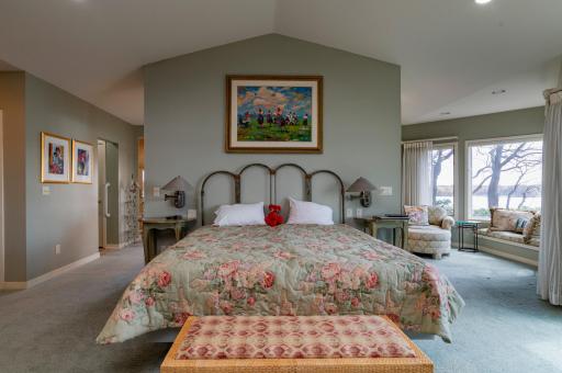 9002 Riley Lake Road, Eden Prairie, MN 55347