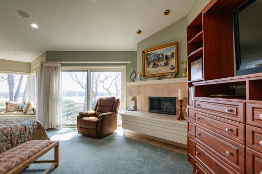 9002 Riley Lake Road, Eden Prairie, MN 55347
