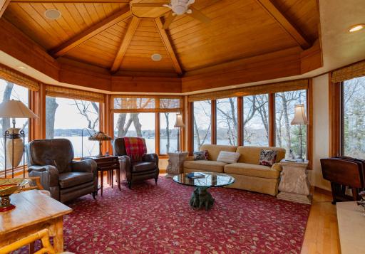 9002 Riley Lake Road, Eden Prairie, MN 55347