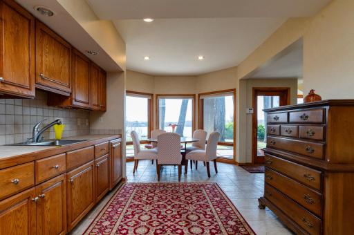 9002 Riley Lake Road, Eden Prairie, MN 55347