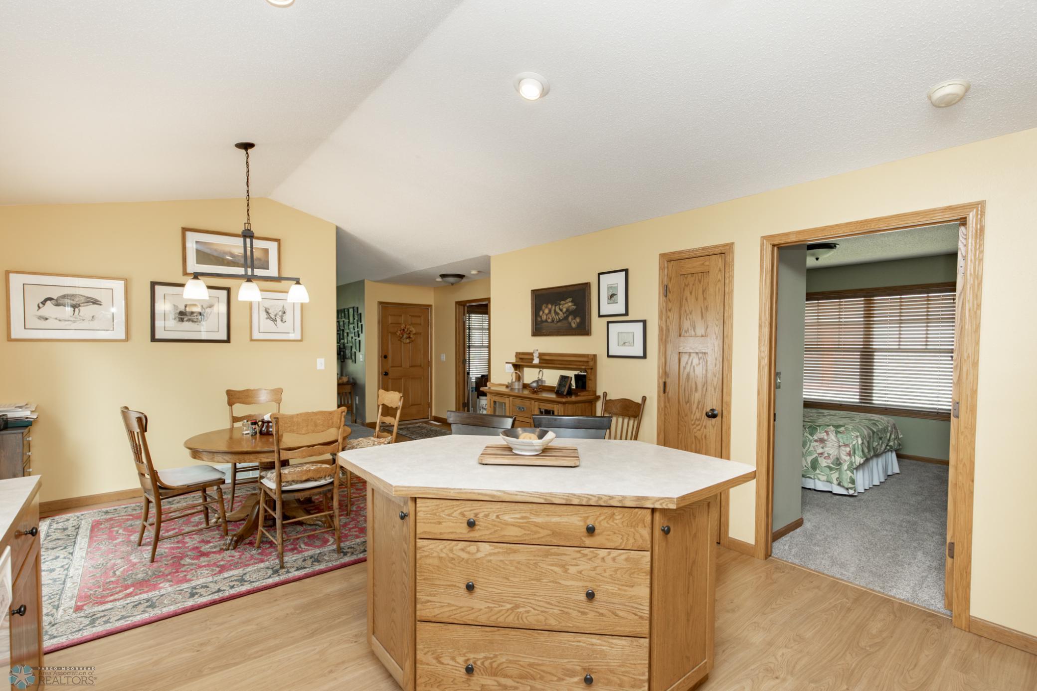 Kitchen/Dining