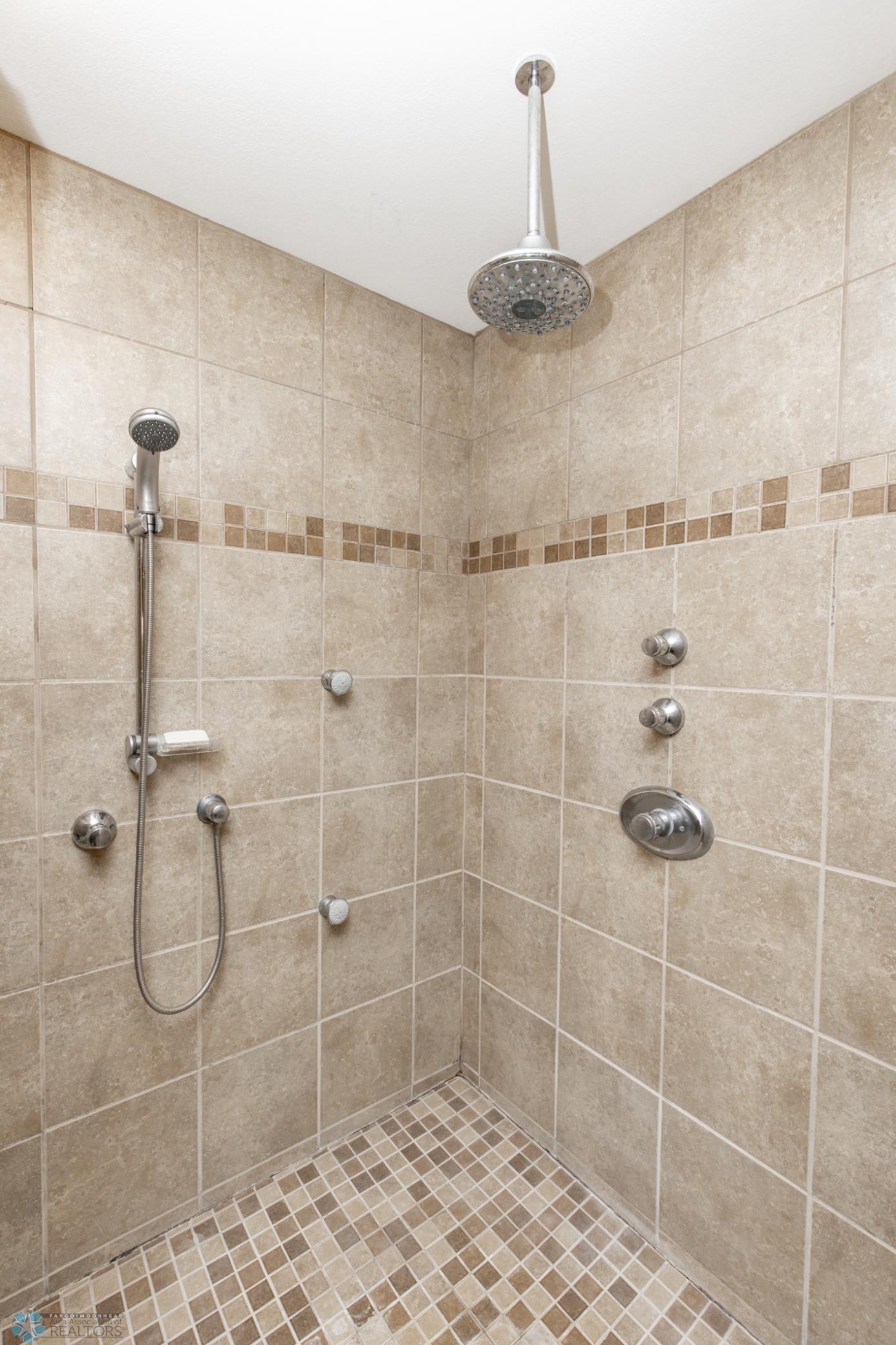 Bathroom 3 - 3/4