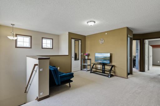 15860 60th Avenue N, Minneapolis, MN 55446