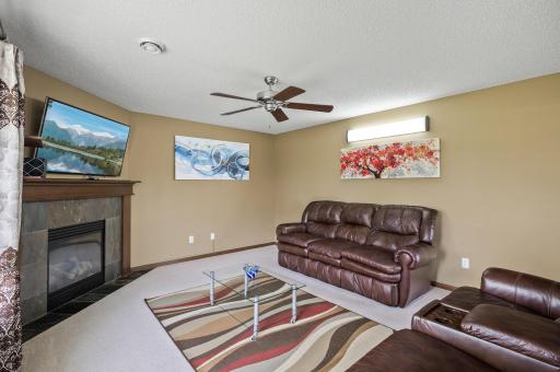 15860 60th Avenue N, Minneapolis, MN 55446