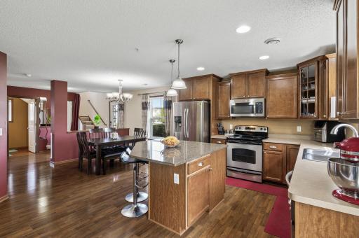15860 60th Avenue N, Minneapolis, MN 55446