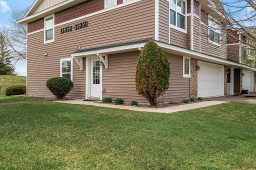 15860 60th Avenue N, Minneapolis, MN 55446