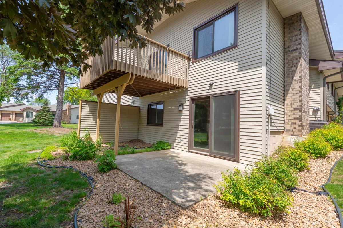 6 Patio.jpg