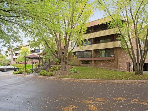 7520 Cahill Road, 222A, Minneapolis, MN 55439