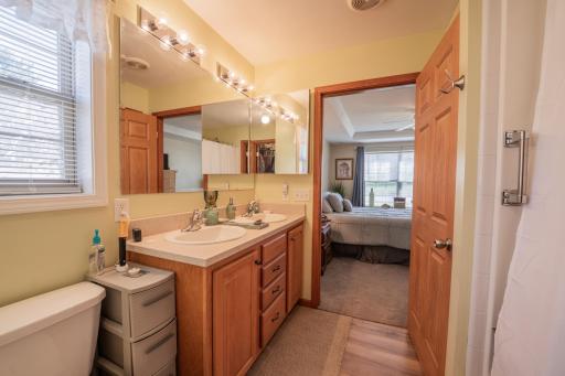 1012 Bartlett Avenue, Altoona, WI 54720