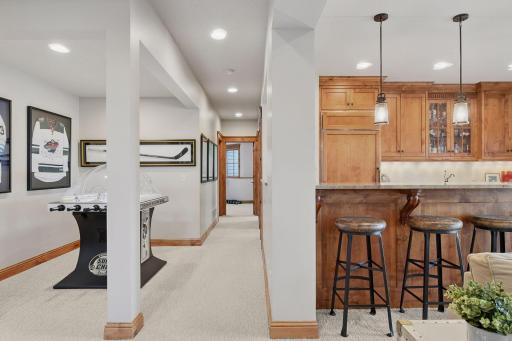 6470 Tanagers Point, Excelsior, MN 55331